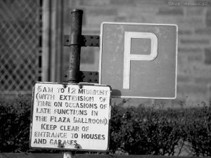 plaza-sign plaza-sign